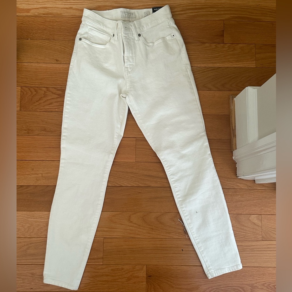Size 6 or 28w "Ava" Lucky Brand jeans